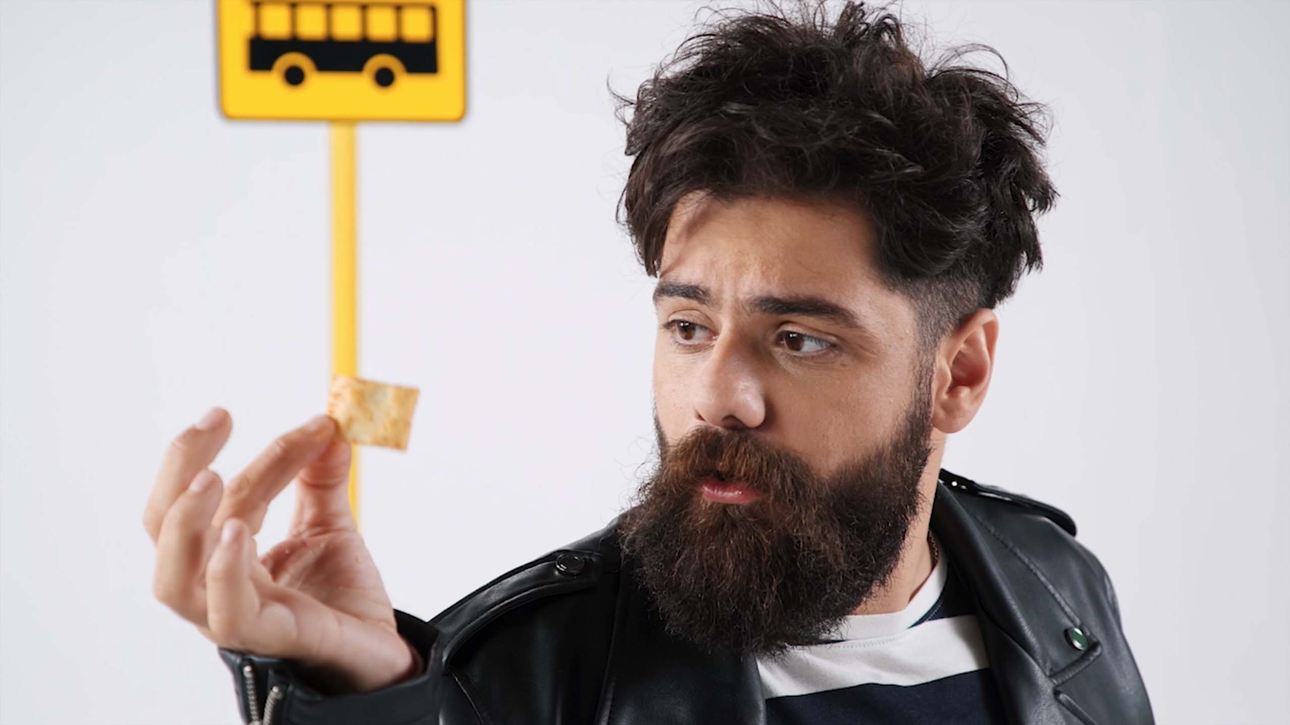 Pitatakia – Bus Stop