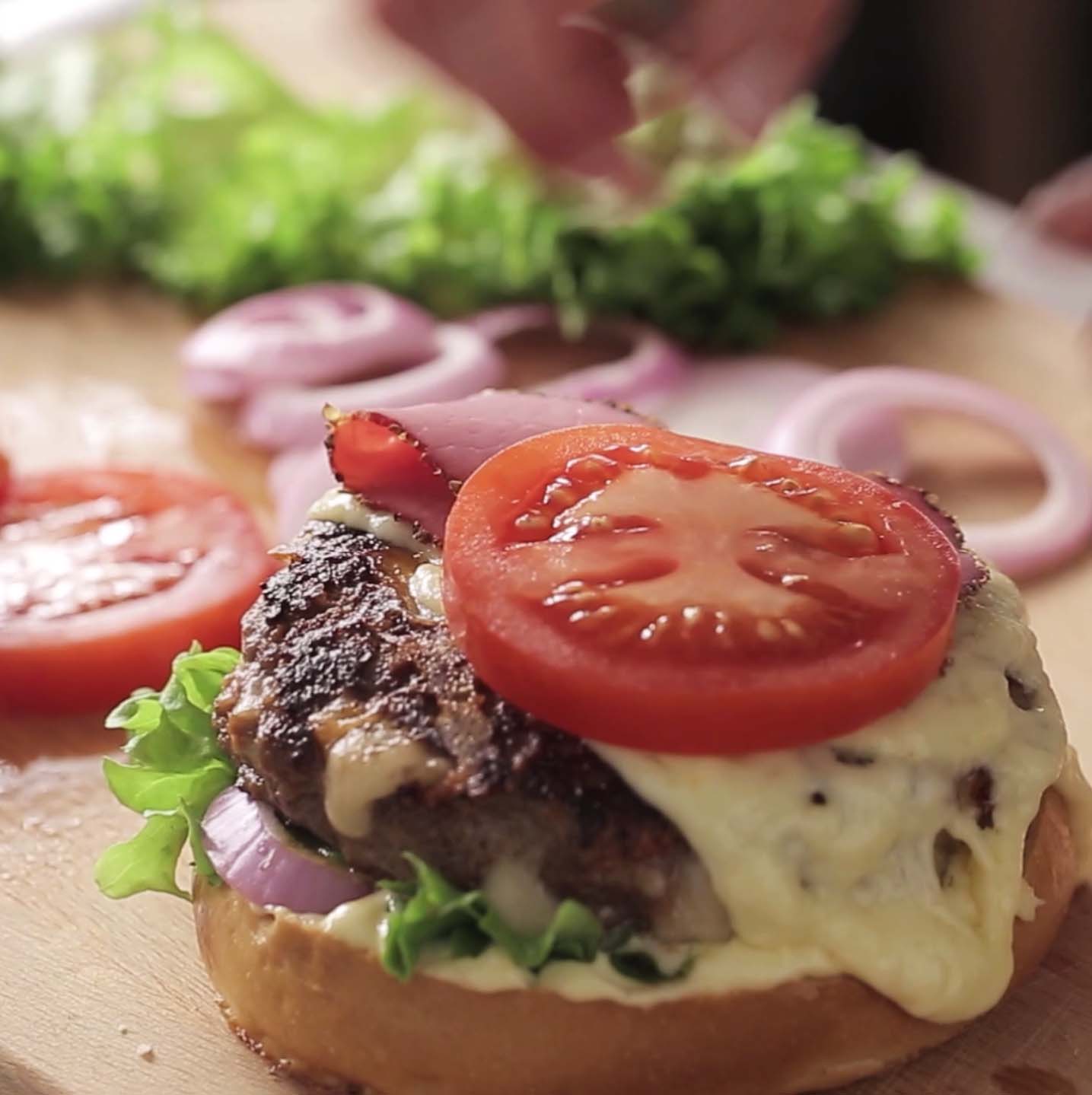 Frico – Cheese Stuffed Cheeseburger